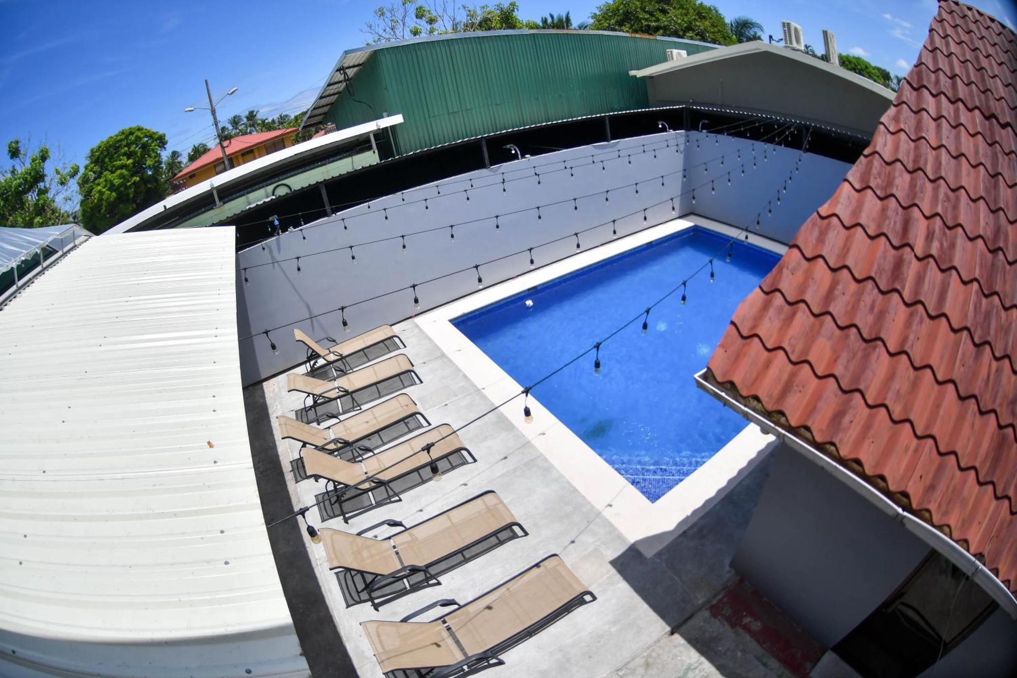 Republik Hotel, Bistro And Nightclub On Site Jacó Esterno foto