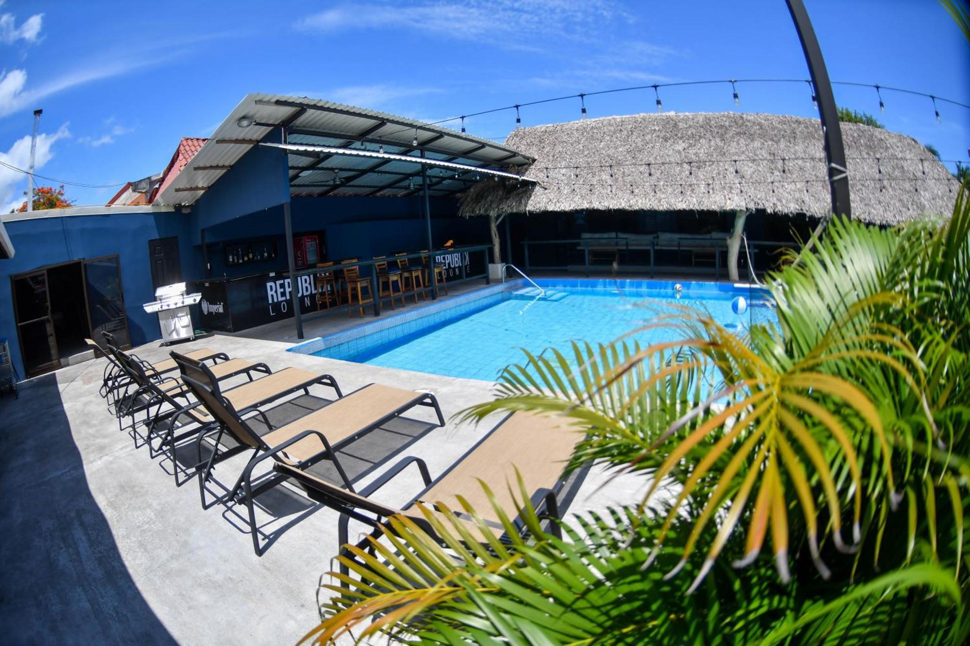 Republik Hotel, Bistro And Nightclub On Site Jacó Esterno foto